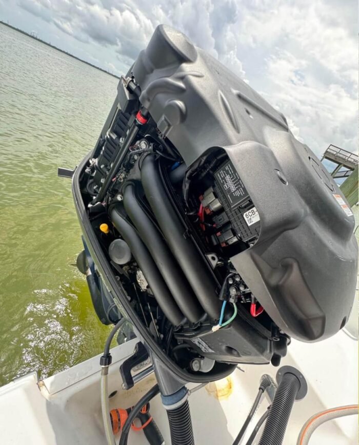 250HP YAMAHA VMAX - Image 2