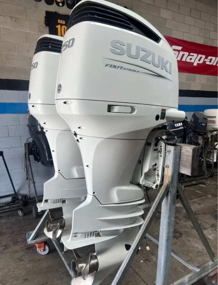 250HP SUZUKI PAIR - Image 2
