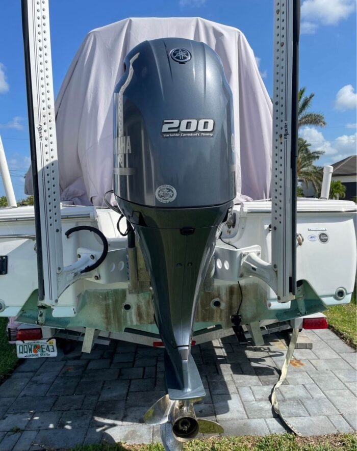 200HP YAMAHA - Image 1