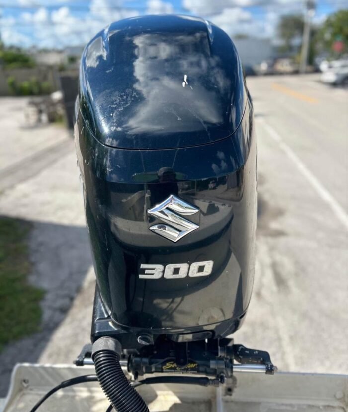 300HP SUZUKI - Image 1