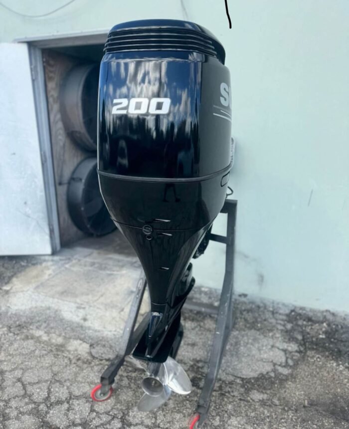 200HP SUZUKI - Image 1